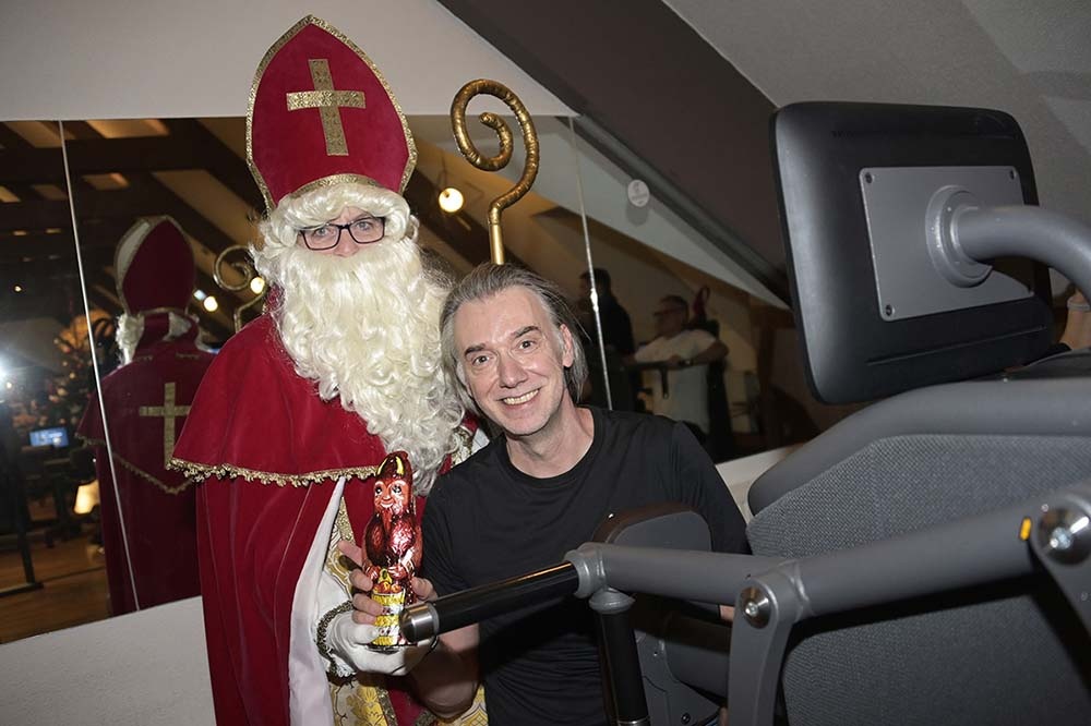 Der Nikolaus und die Seitenstettner Ursprungsteufeln im Fitnessstudio INJOY Steyr