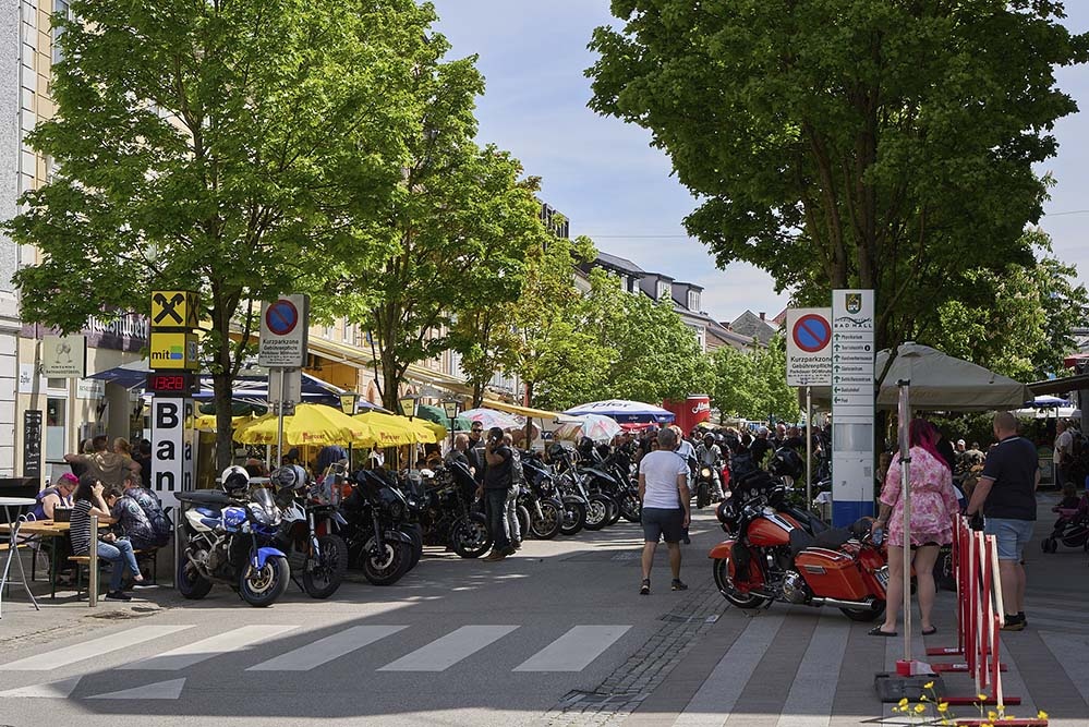 Harley-Davidson Benefiz Event am Hauptplatz von Bad Hall 