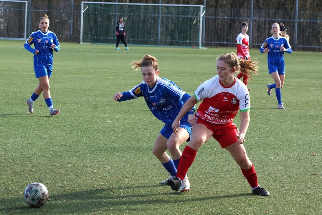 Testspiel  SPG Steyr Damen vs. SPG Union Kleinmünchen / FC Blau-Weiß 2:3 (2:1)