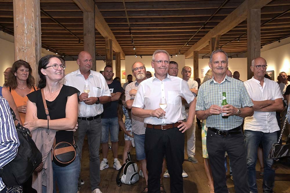 Vernissage: Einblicke Ausblicke Durchblicke - Fotografie und Malerei in der Schlossgalerie